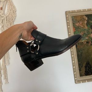 Frye booties black leather 9.5